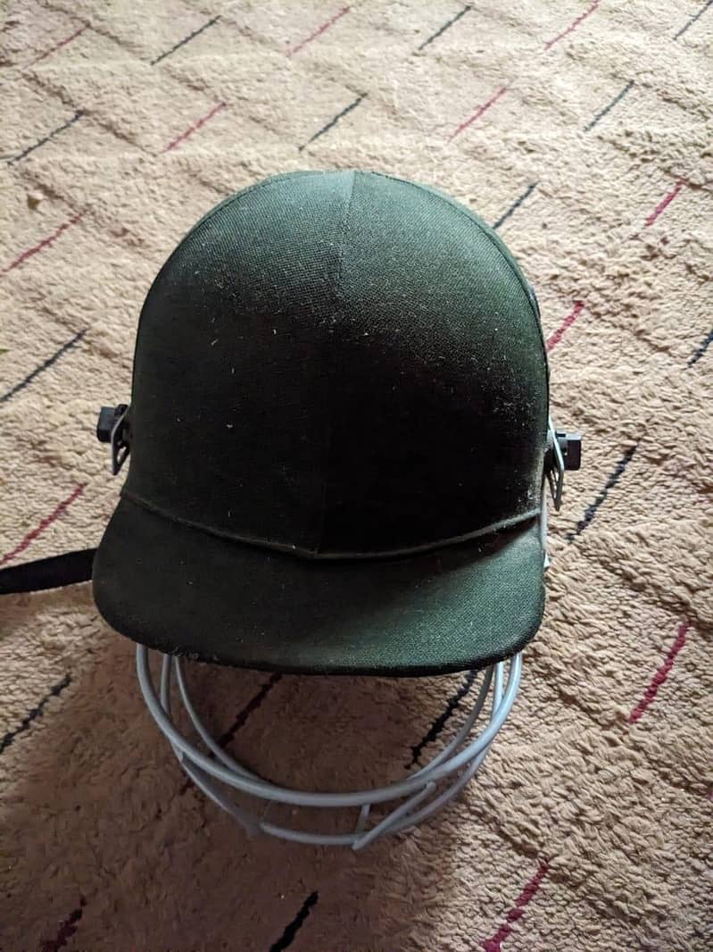 Cricket helmets 4