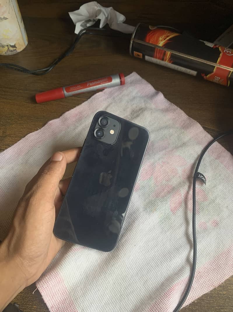 Apple iPhone 12 5