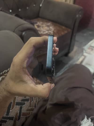 Apple iPhone 14