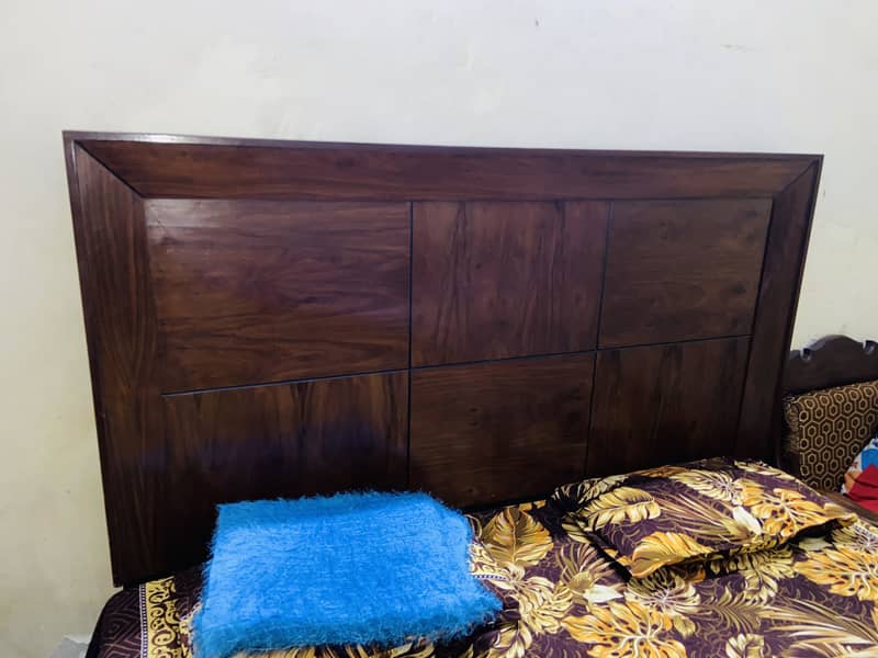 King size bed 5