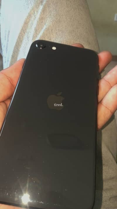 iPhone SE 2nd Generation 64GB | 10/10 Condition | Water Pack | JV
