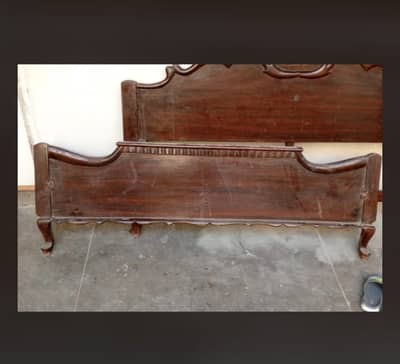 Pure wood queen size bed available for sale
