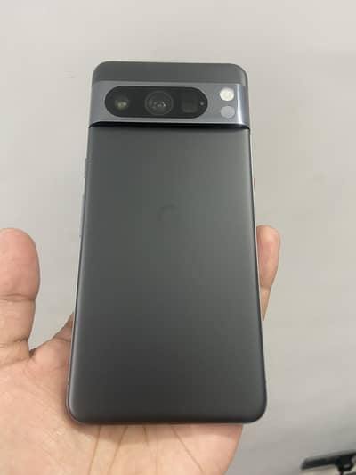 Google Pixel 8 Pro