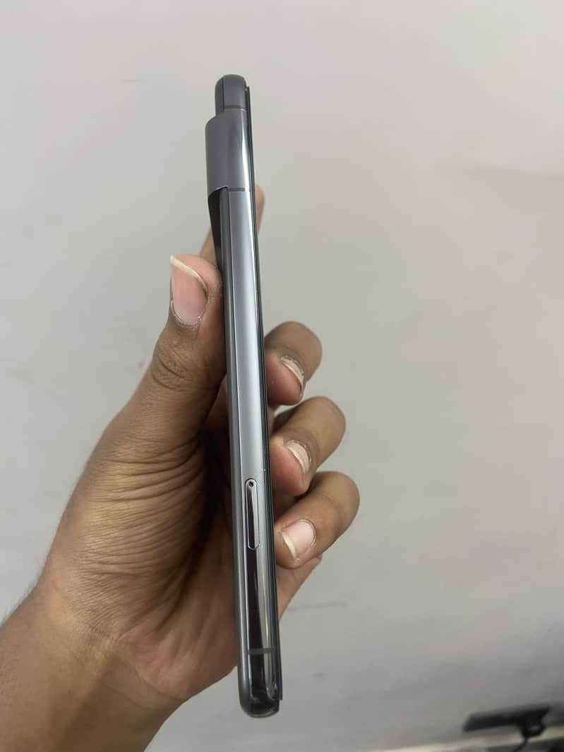 Google Pixel 8 Pro 4