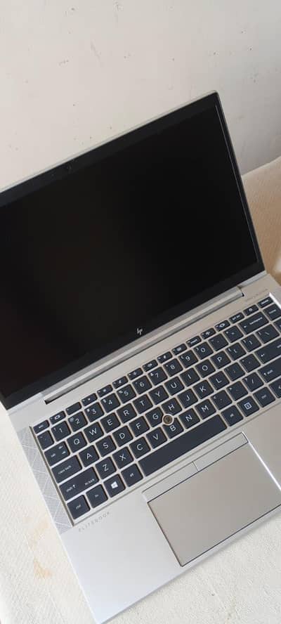 HP ELITEBOOK 840 G8