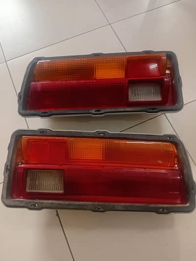 Toyota corona rt100 back lights pair