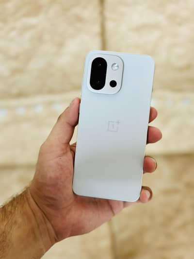 OnePlus 13T 12GB/256GB | Global ROM | Like New