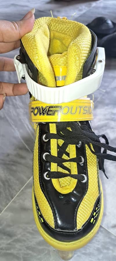 skating shoes