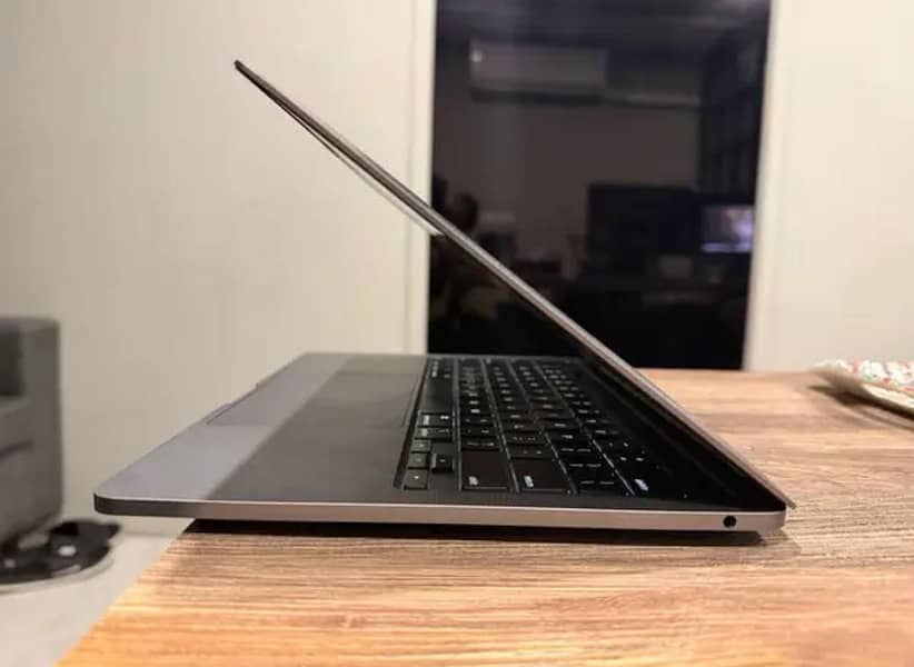 MacBook pro M1 1