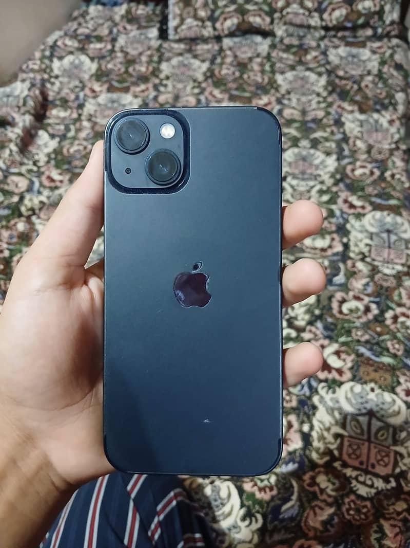 Apple iPhone 13 0