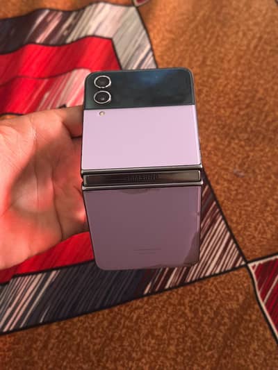 Samsung Mobile Z Flip 4