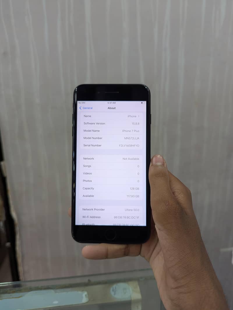 Apple iPhone 7 Plus 1
