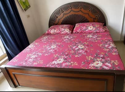 Bed with dressing table & chairs