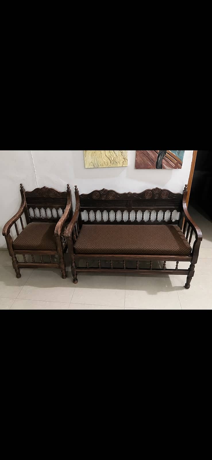 Bed with dressing table & chairs 2