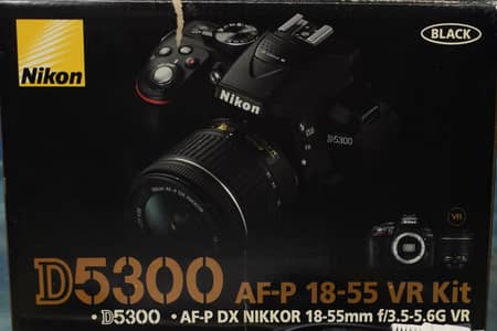 Nikon D5300 DSLR Camera for Sale – Excellent Condition with box