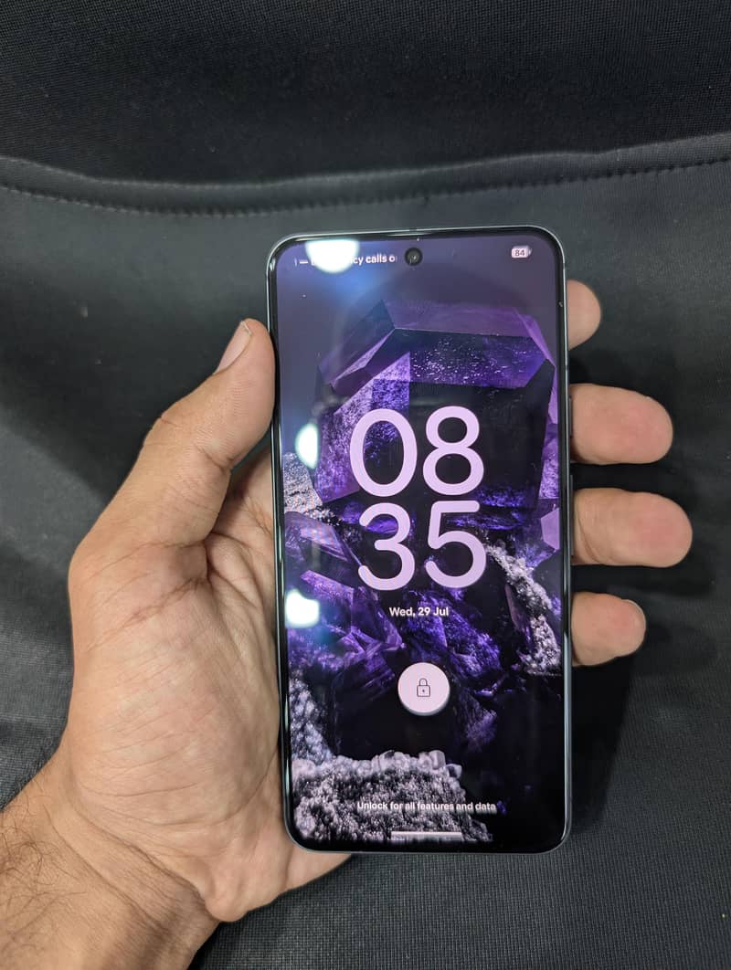 Google Pixel 8 1
