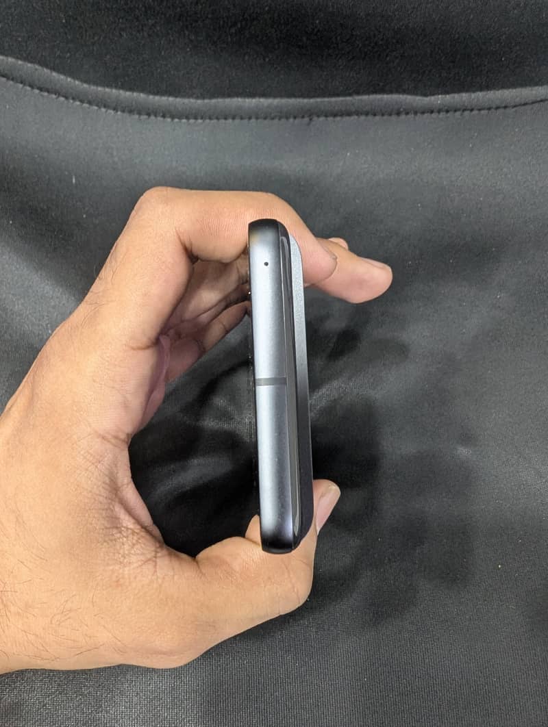 Google Pixel 8 3