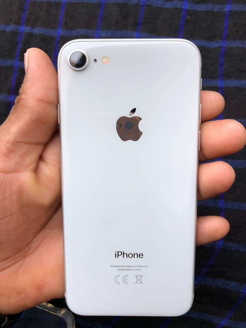 Apple iPhone 8 2