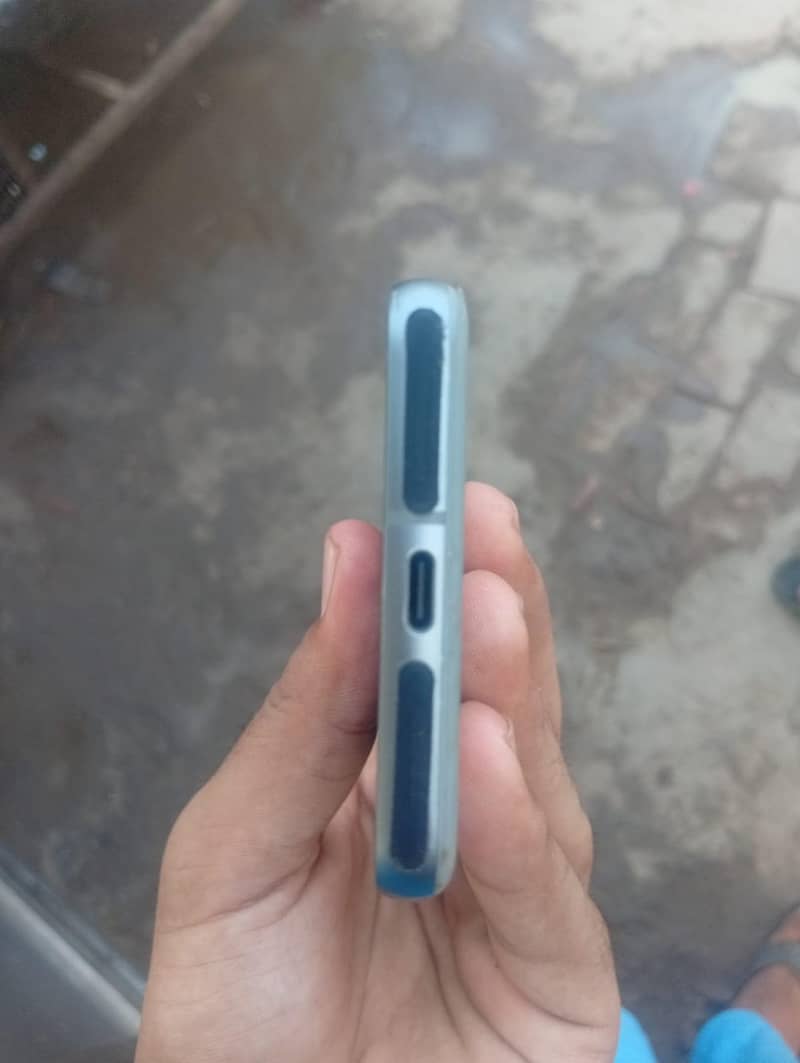 Google Pixel 8 0