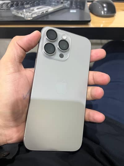 Apple iPhone 15 Pro Max