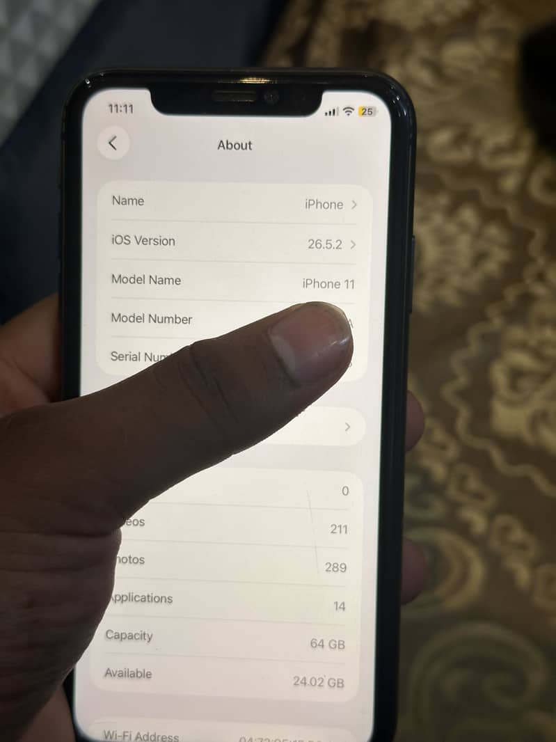 Apple iPhone 11 3