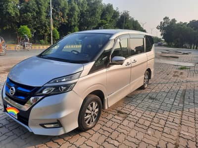 Nissan Serena 2019 . All giniun