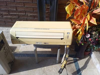 2 Ton AC for Sale – 9/10 Condition – Excellent Cooling