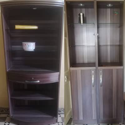 Like new showcase for sale