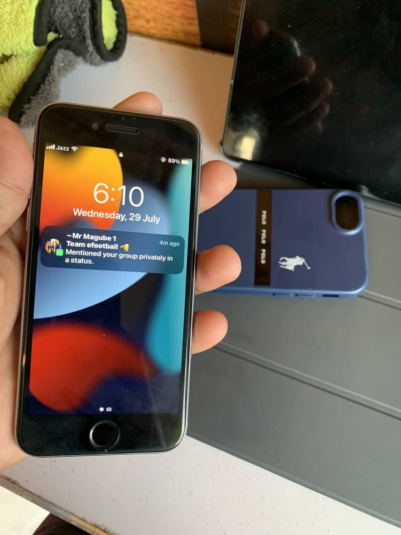 Apple iPhone 6S 1