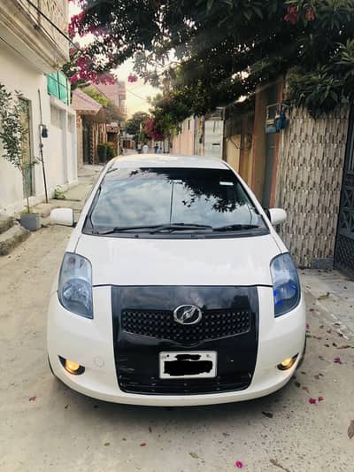 Toyota Vitz 2005 /9 import