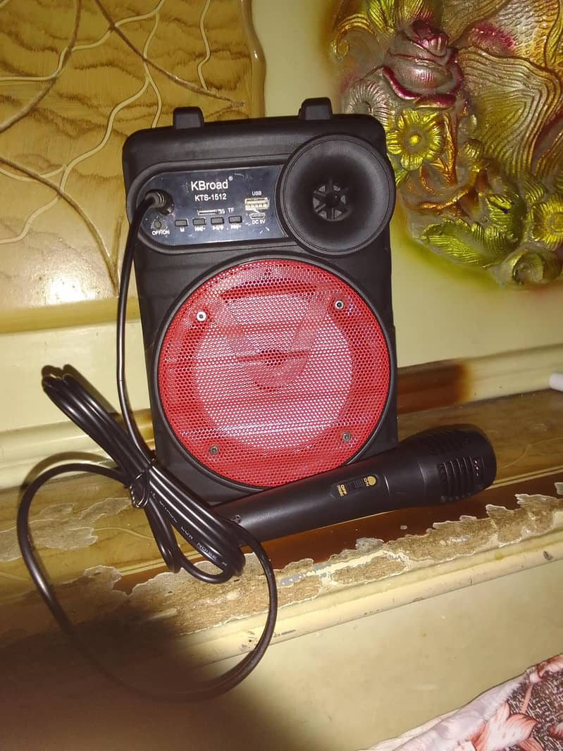 speaker mic 0
