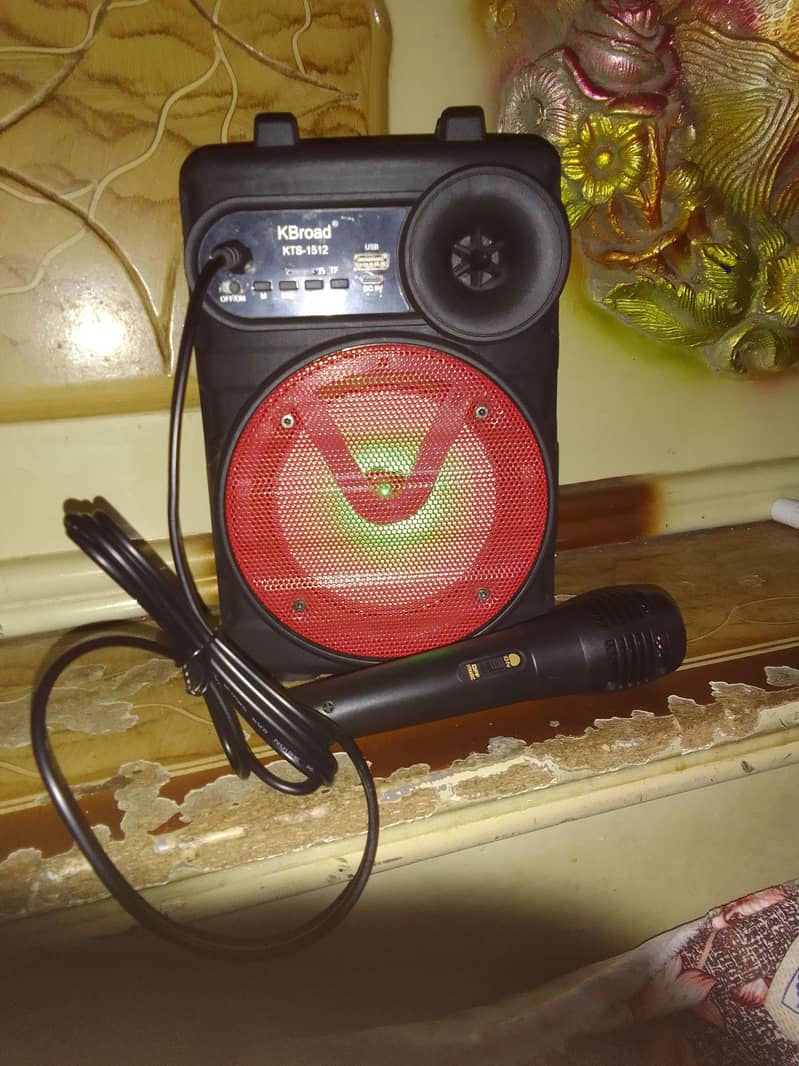 speaker mic 1