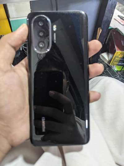Huawei Nova Y70 Plus