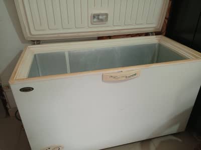 Freezer for sale in good condition white color full size