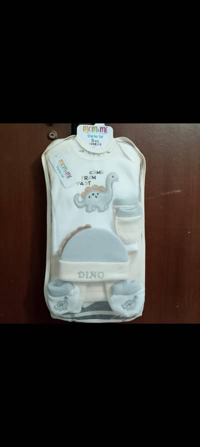 Baby dress 0 size just like new