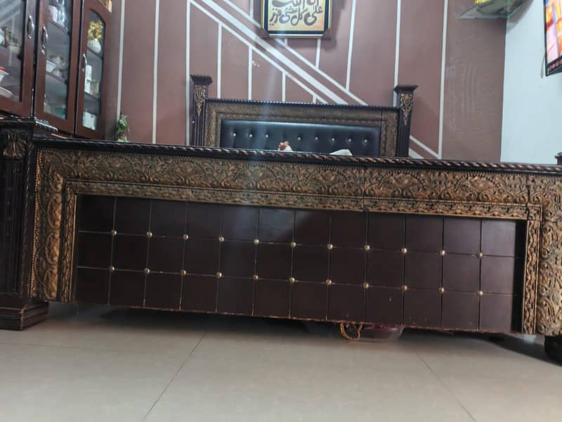 bed with side tables 2