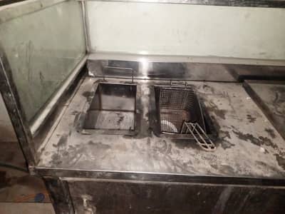 French fries and berger counter for sale. 03.31. 24.21-279