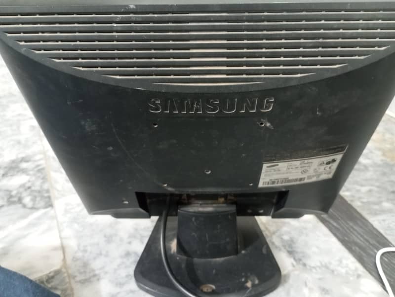 monitor 1