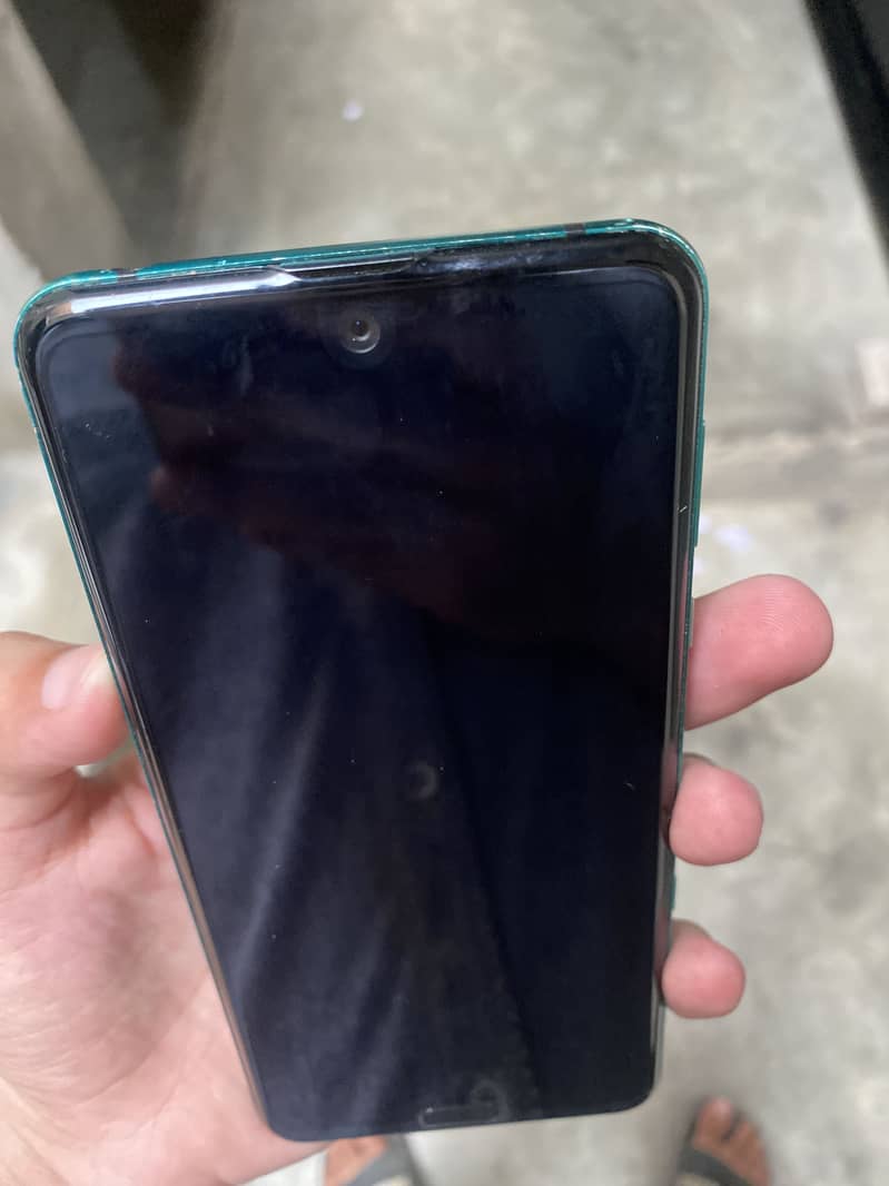 Sharp Aquos R3 5