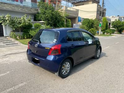 Toyota Vitz 2010