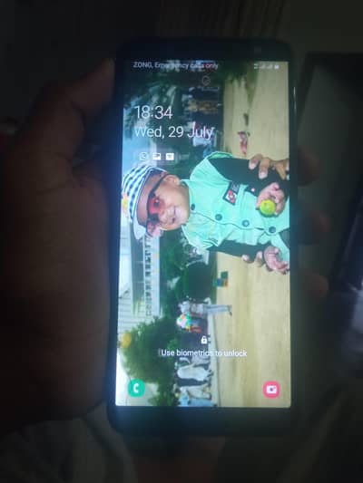 Samsung Mobile J6