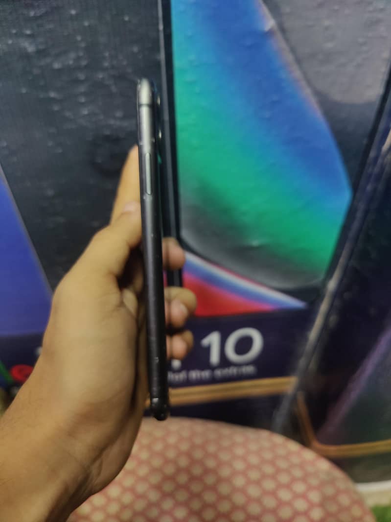 Apple iPhone 11 1