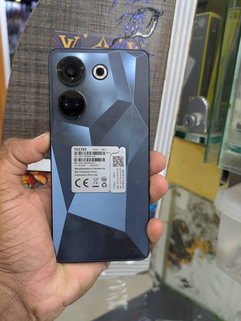 Tecno CAMON 20 Pro 0