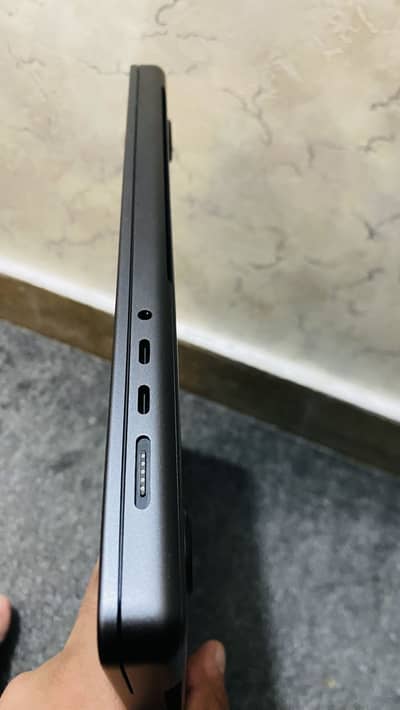 MacBook Pro 16” (Late 2024) • Apple M4 Pro