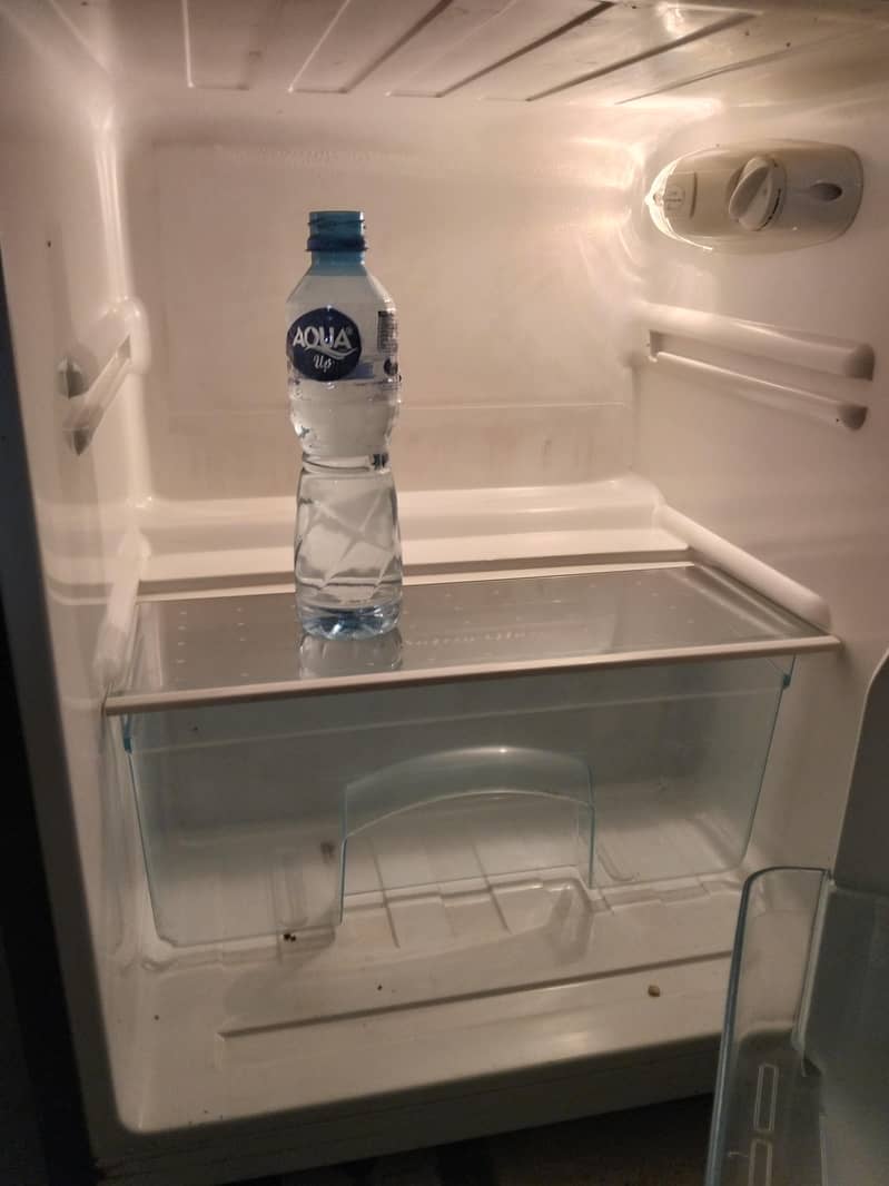 small size fridge 0