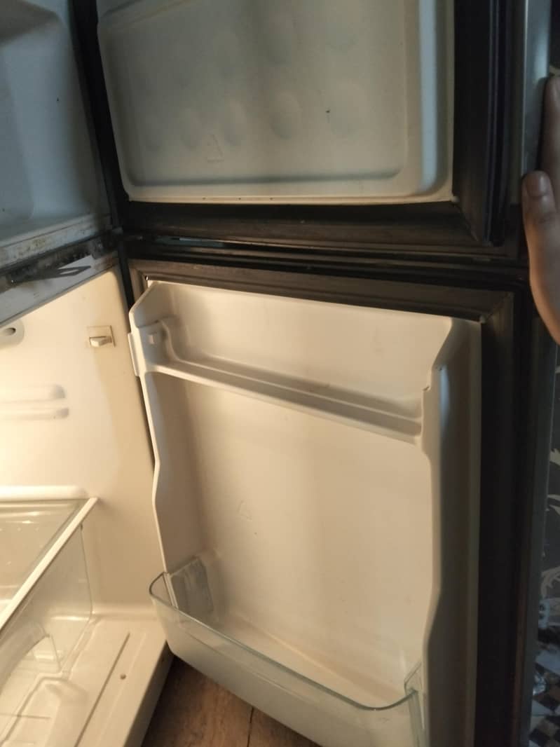 small size fridge 3