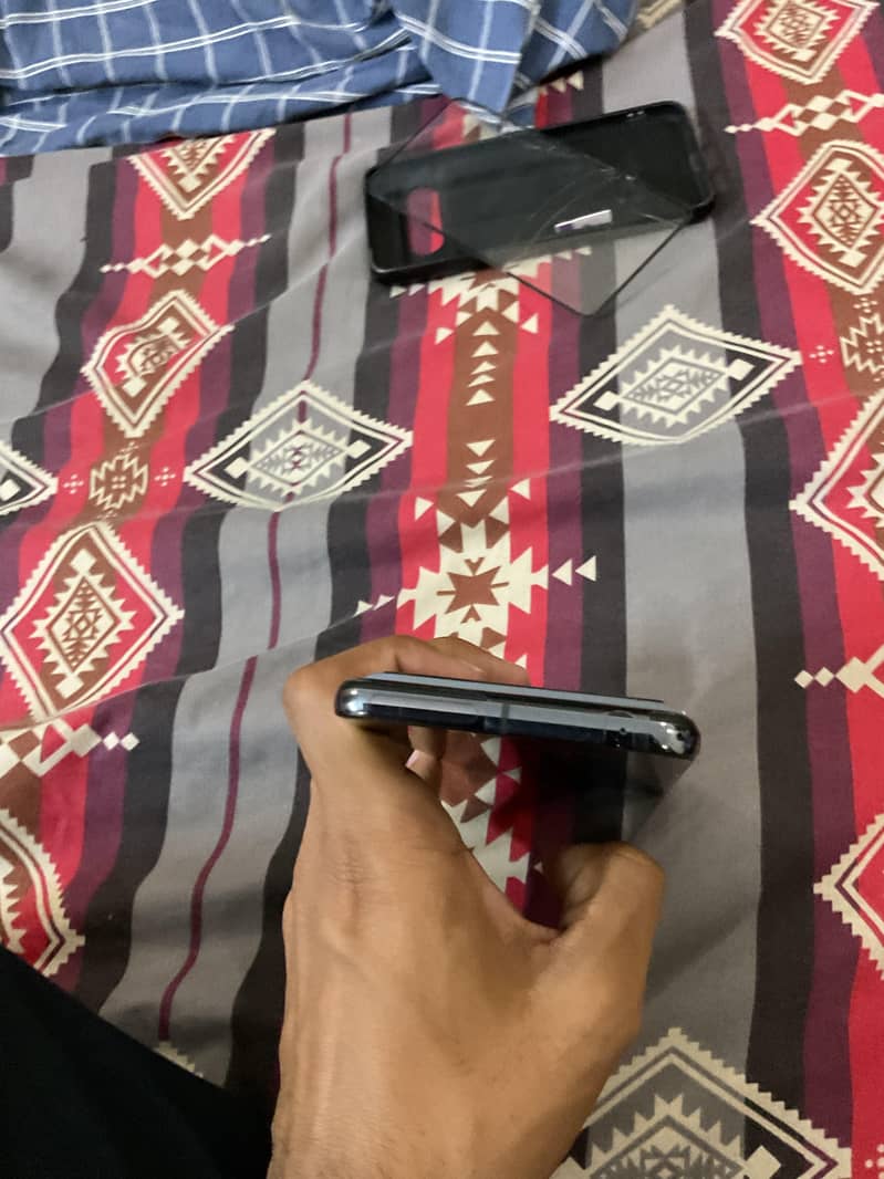 Google Pixel 8 Pro 3