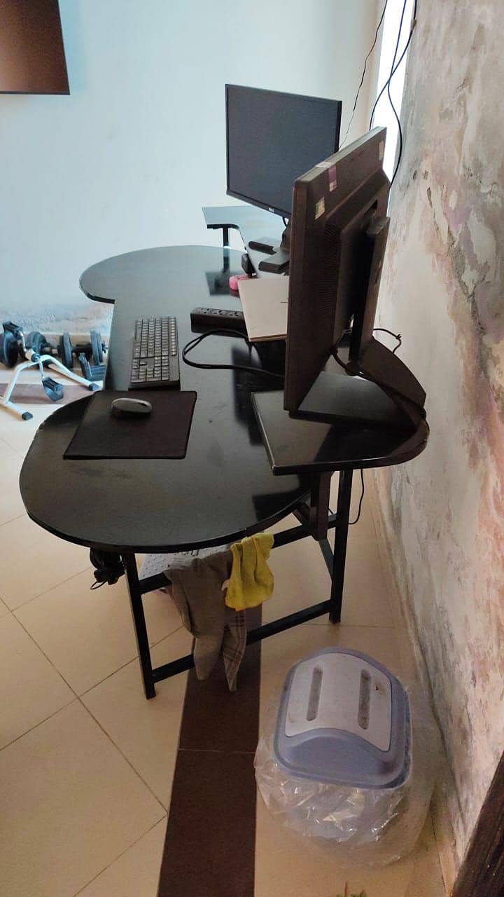 Office working Table / Gaming Table 6