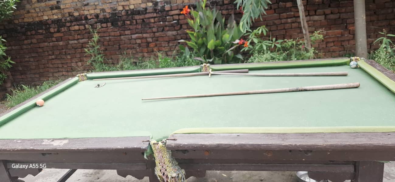 snooker table 0