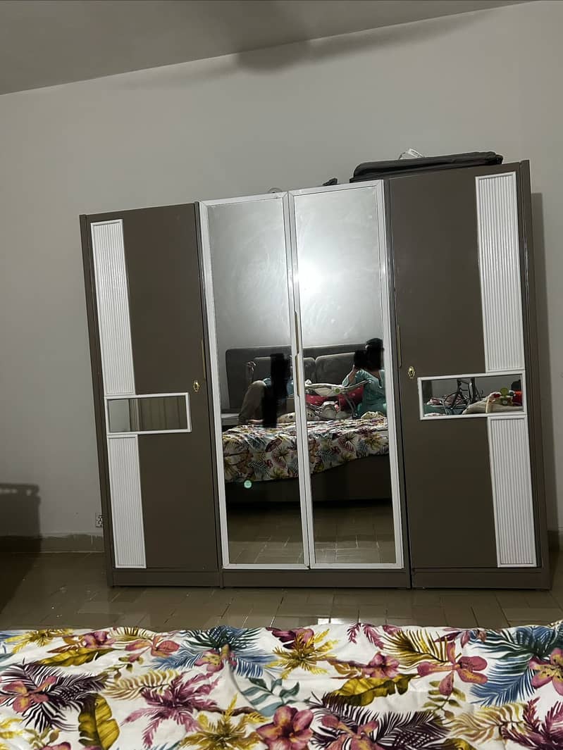 DECO CUPBOARD 0